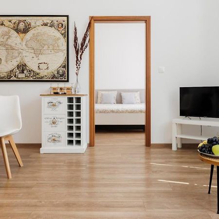 Diamond Residence In Old Town With Free Parking Pressburg Exterior foto