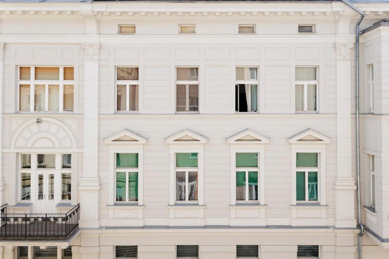 Diamond Residence In Old Town With Free Parking Pressburg Exterior foto